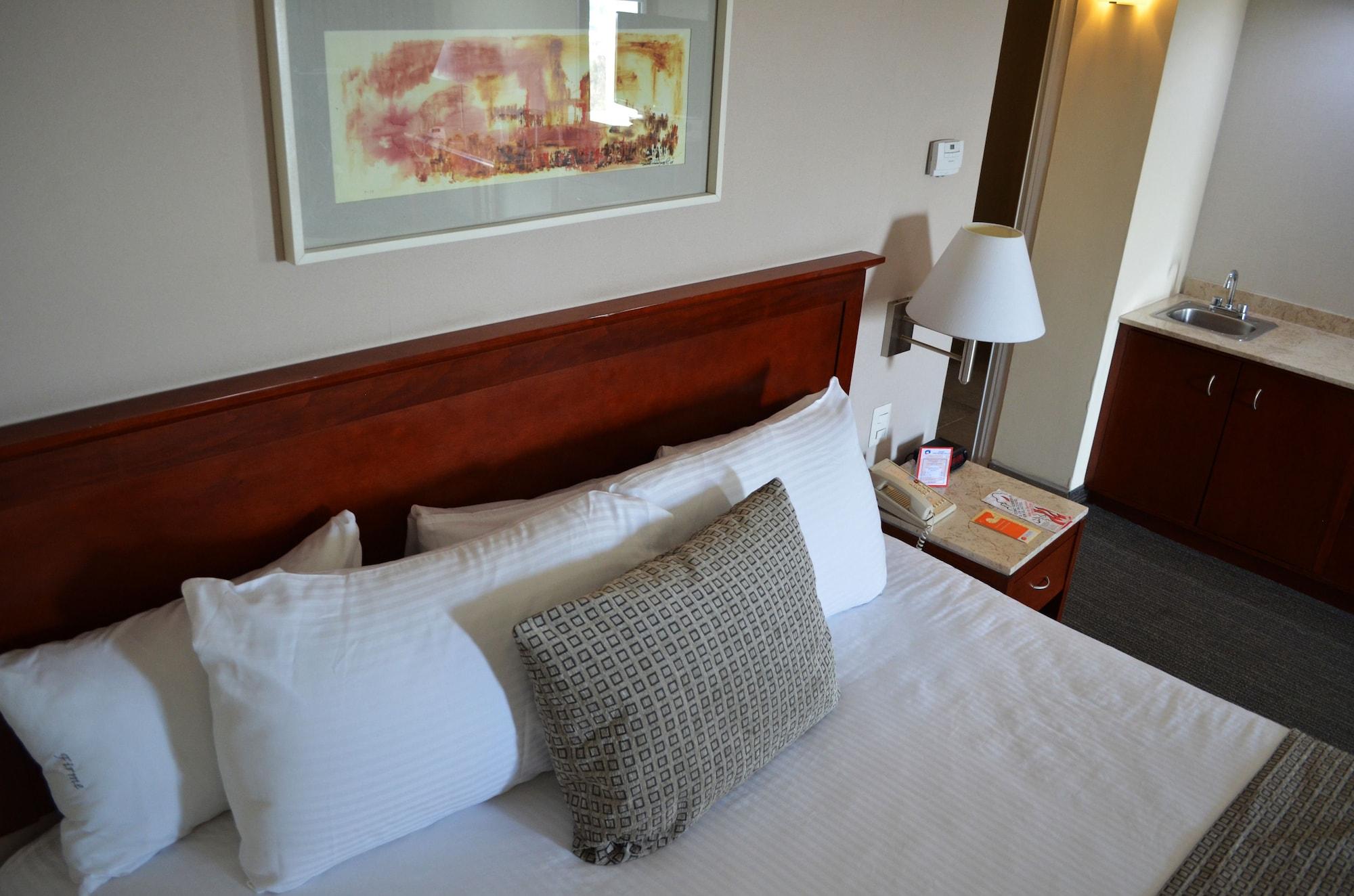Casa Inn Business Hotel Celaya Exteriér fotografie